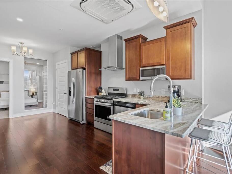 Cozysuites Dream 1Br, Ppg Paints Arena, Pitts Pittsburgh Exterior foto